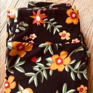 Lularoe Tween Leggings Floral